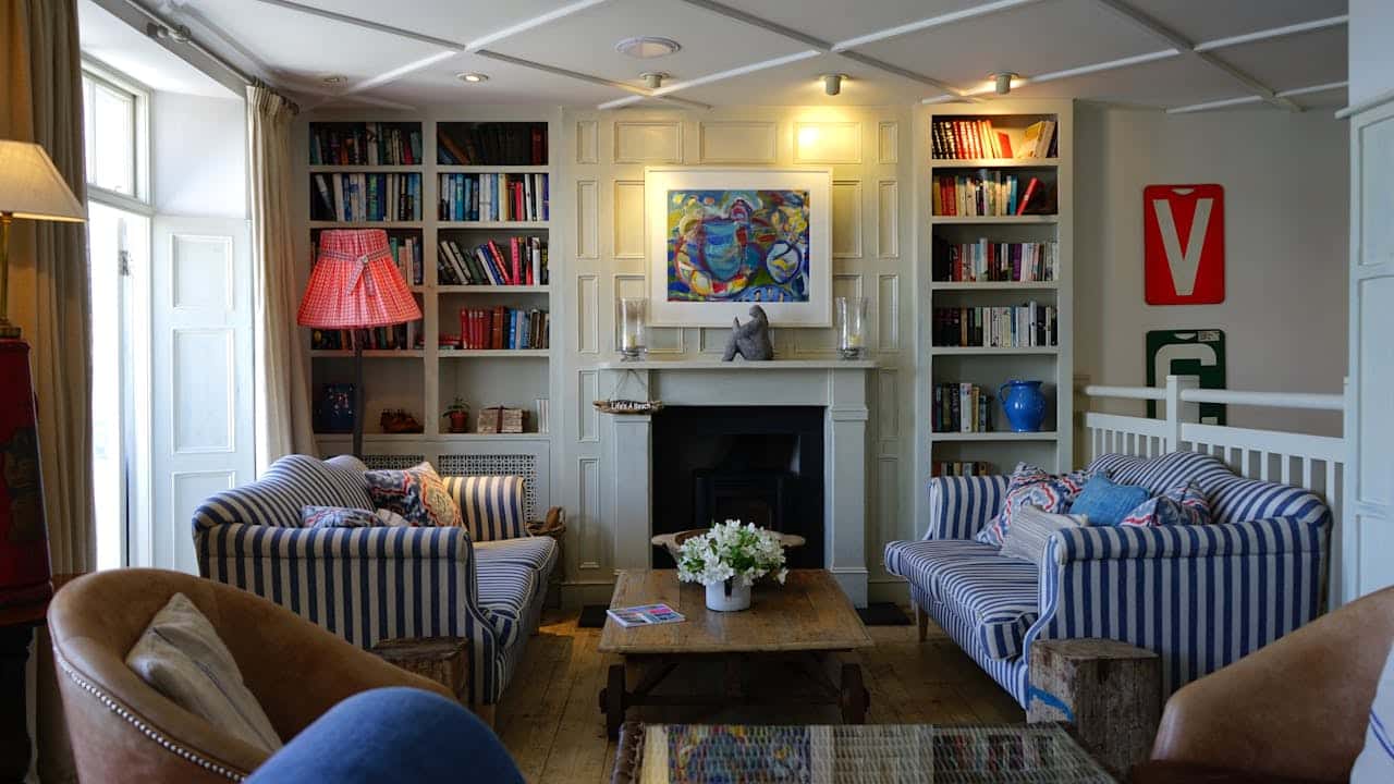 a-modern-living-room