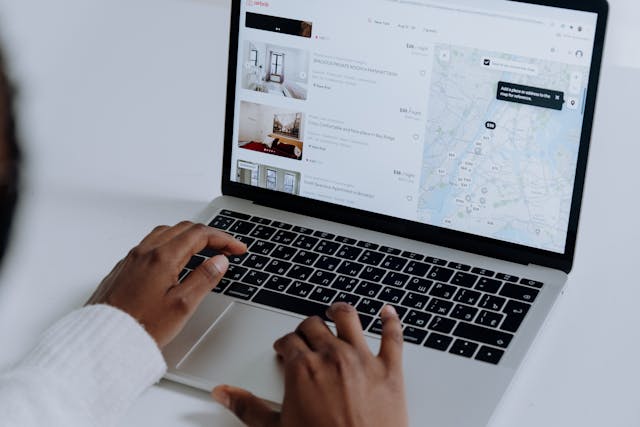 rental listings on laptop